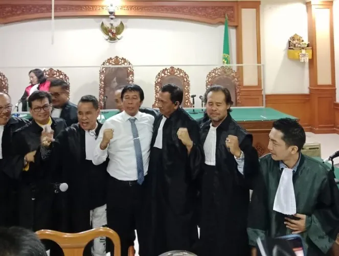 Tuntutan Jaksa Tak Terbukti, Hakim Putuskan Bebas Prof Antara