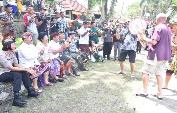 Beritabali.com